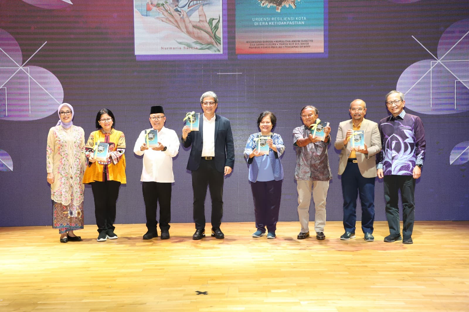 Angin Perubahan dan Kota Tangguh Pasca Korona, Dua Judul Buku Diluncurkan di Perpusnas