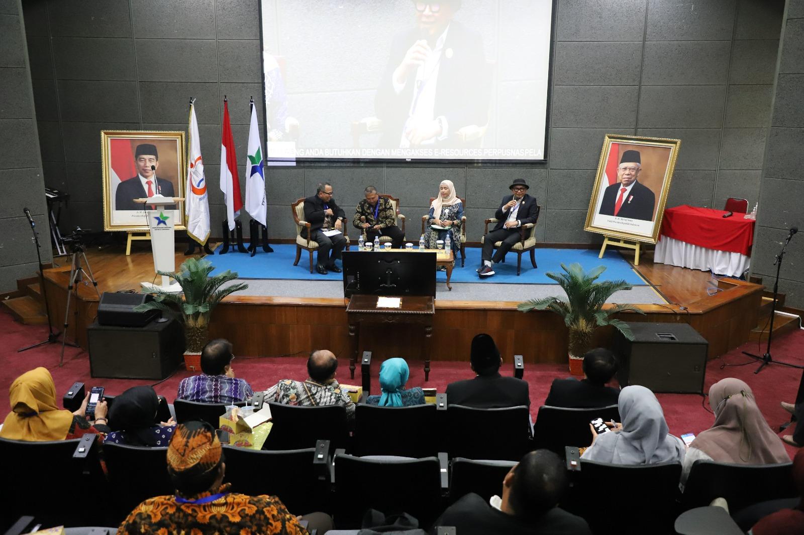 Pentingnya Peran Keluarga dalam Literasi