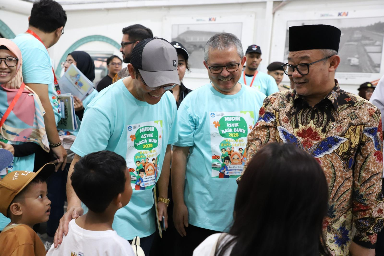 Mudik Asyik Baca Buku 2025, Perpusnas & Kemendikdasmen Kolaborasi Hadirkan Buku Gratis Bagi Pemudik